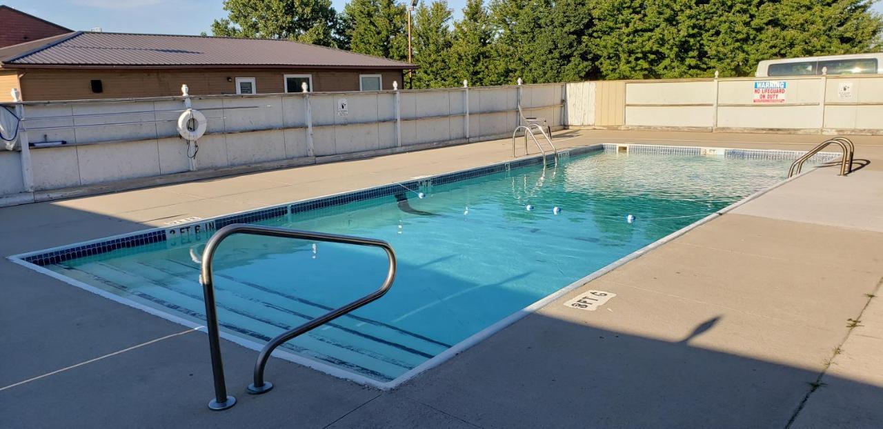 Family Budget Inn Bethany Екстериор снимка